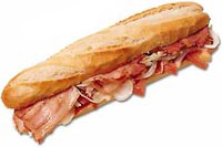 Un gran bocadillo o submarino.